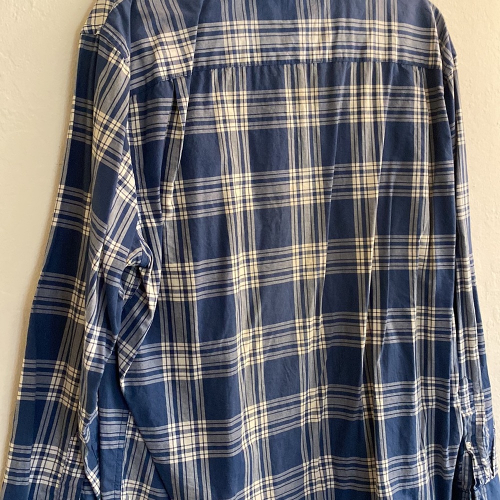 Men’s button down - Picture 4 of 4